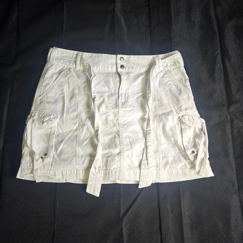 Sonoma Life + Style Women's 8 Short White Skort